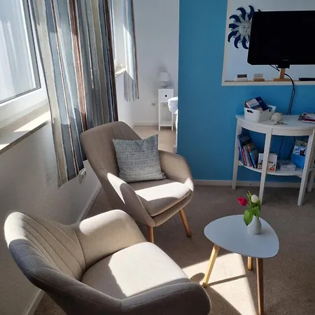 Auszeit Am Rosengarten, Zentrumsnah Apartamento Güstrow